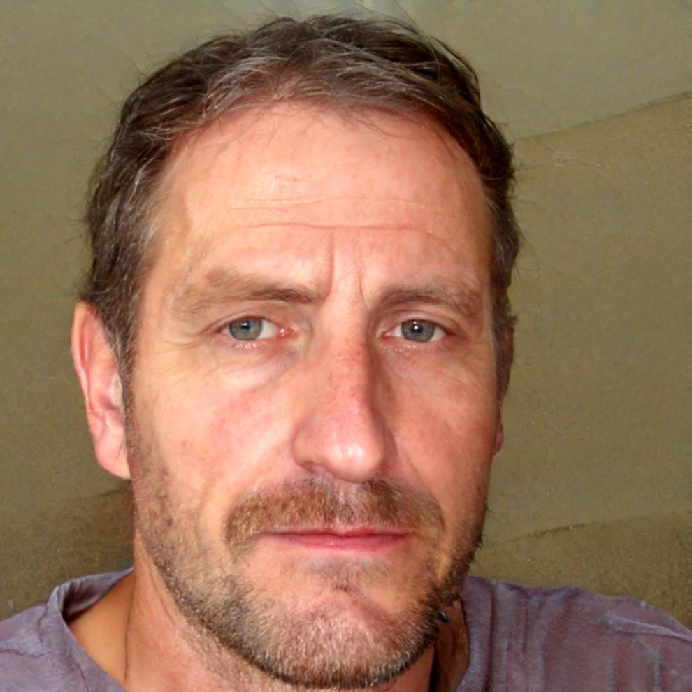 Retrato profesional de Guillem Sastre, especialista en valoración de empresas